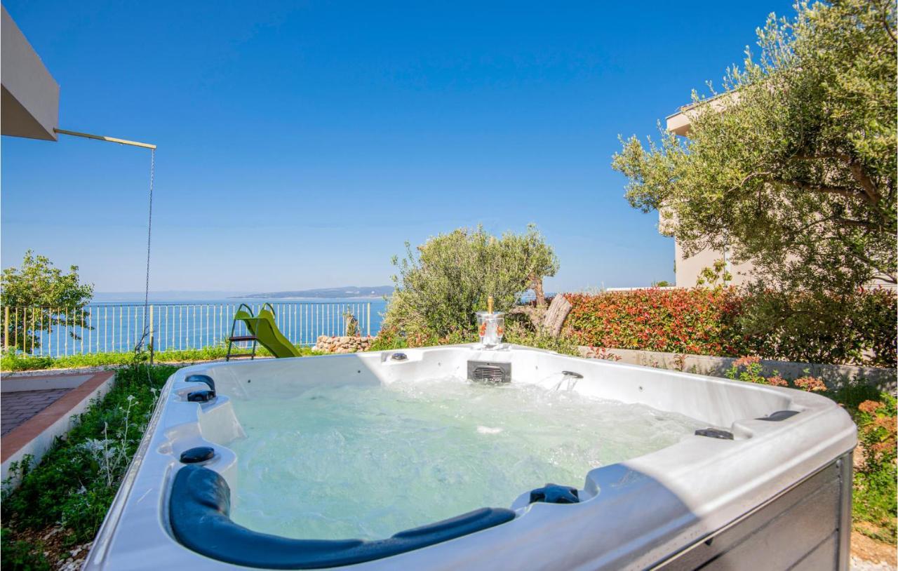 Holiday Home Villetta Belveder Baška Voda エクステリア 写真