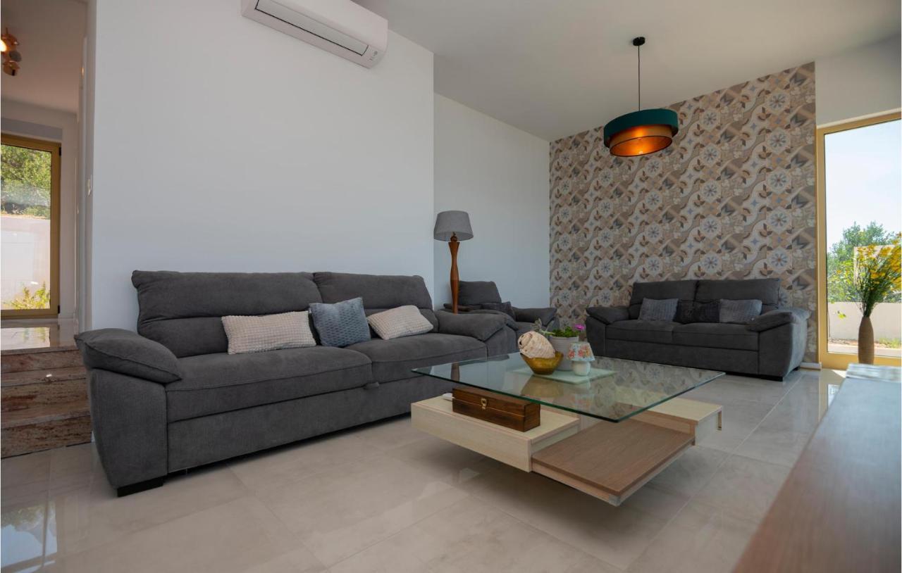Holiday Home Villetta Belveder Baška Voda エクステリア 写真